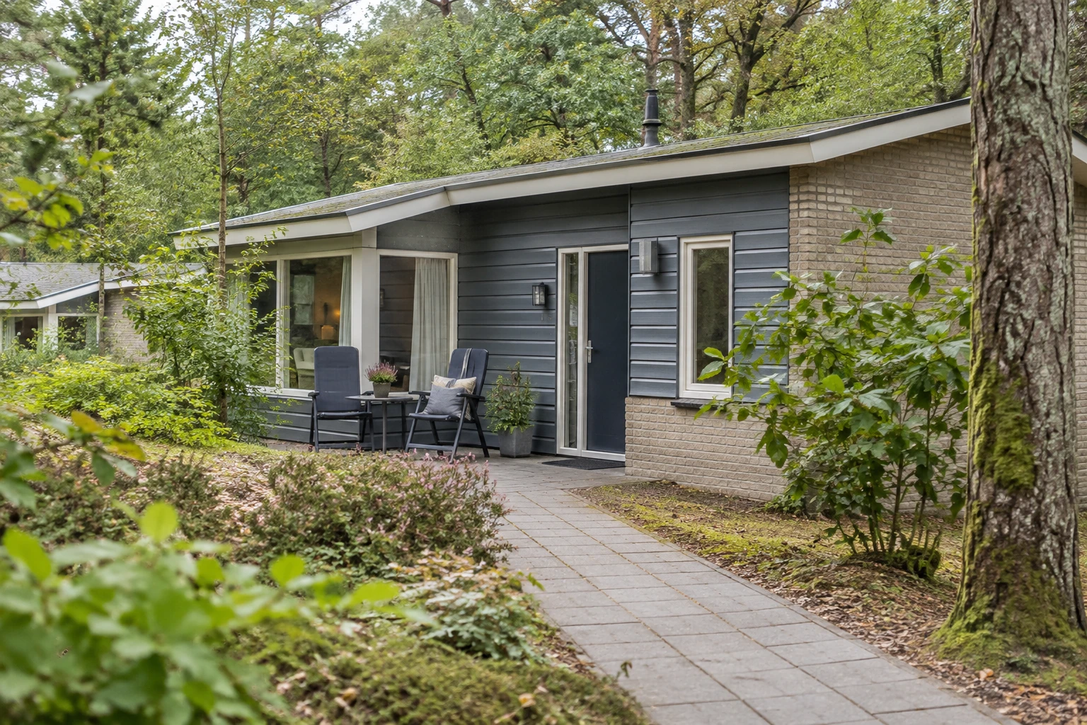 Vakantiebungalow in een rustig groen park